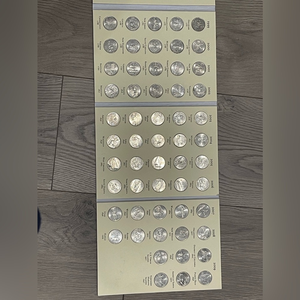 Fifty State Quarters Collection Book - Picture 4 of 7